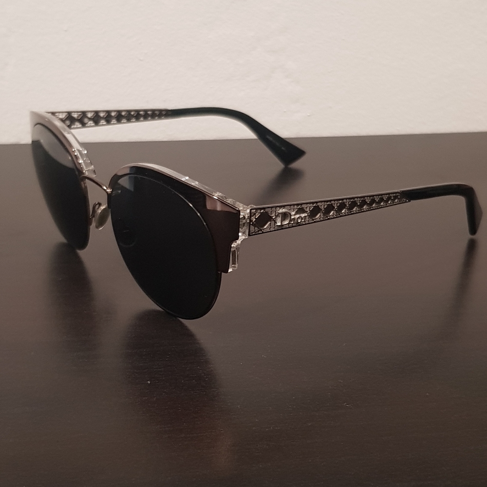 Dior Sunglasses - Picture 2 of 5